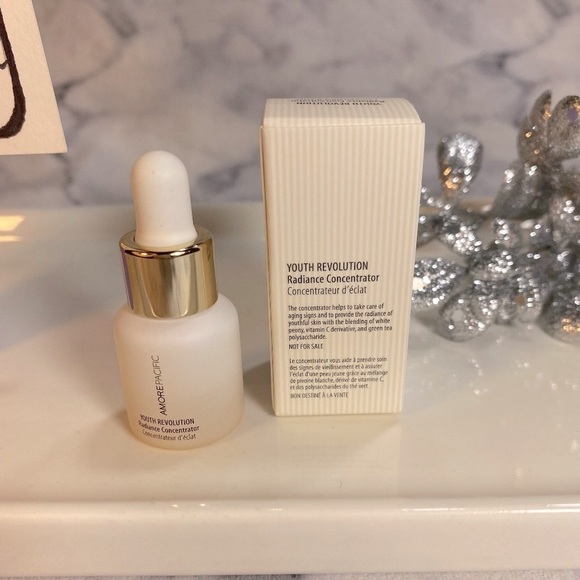 Amore Pacific Youth Revolution Radiance Concentrator, Vitamin C, NEW - Mini 3 ml - Picture 3 of 8